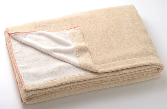 【竹布】 TAKEFU タオルケット（パイル）、140x200cm、ベージュ(裏面はホワイトのパイルで、リバーシブル仕様です)（# 8495）13,000 円